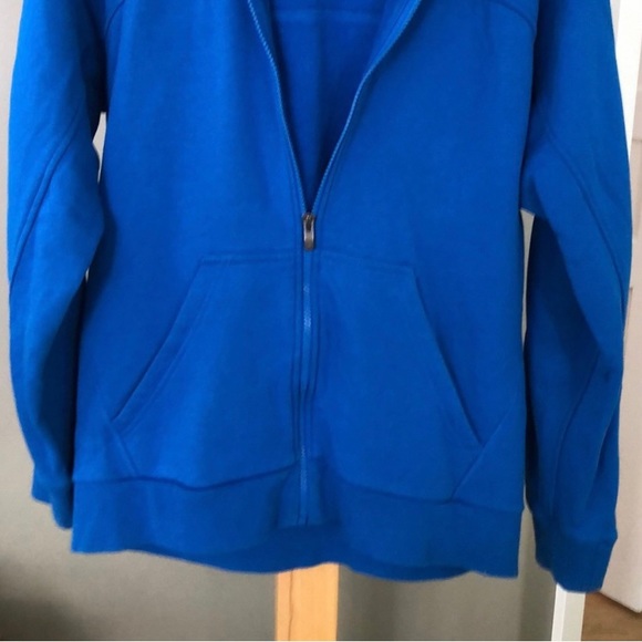 Adidas essentials size M - Picture 5 of 6